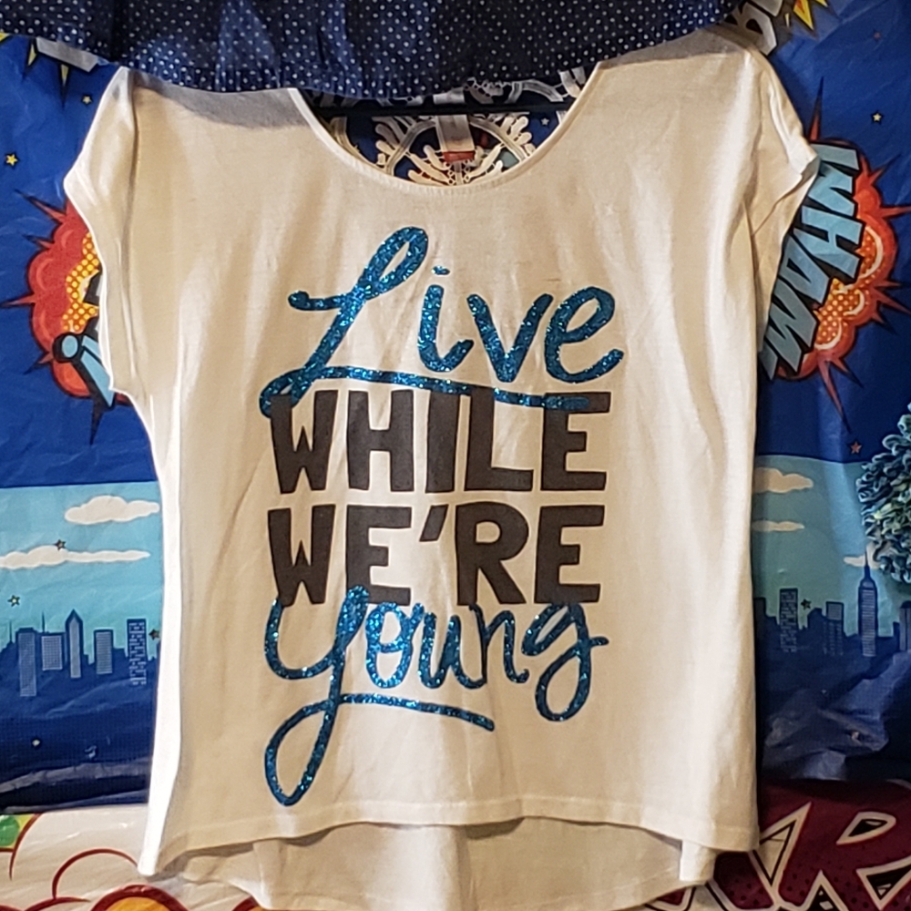 White Tshirt